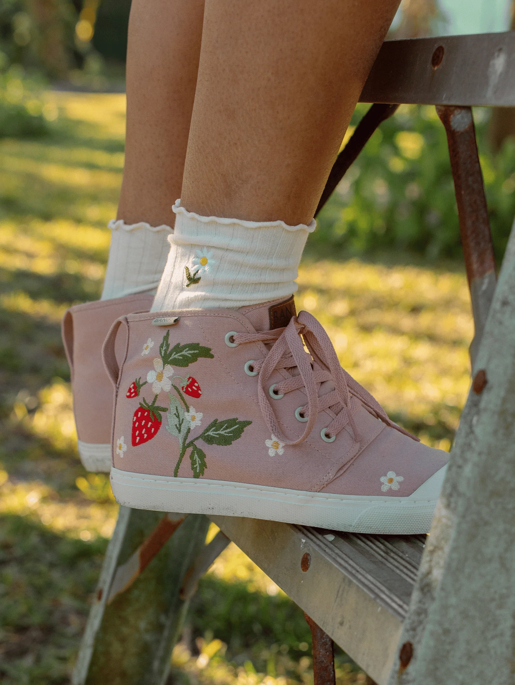 Berry Sweet High Top - Image 13