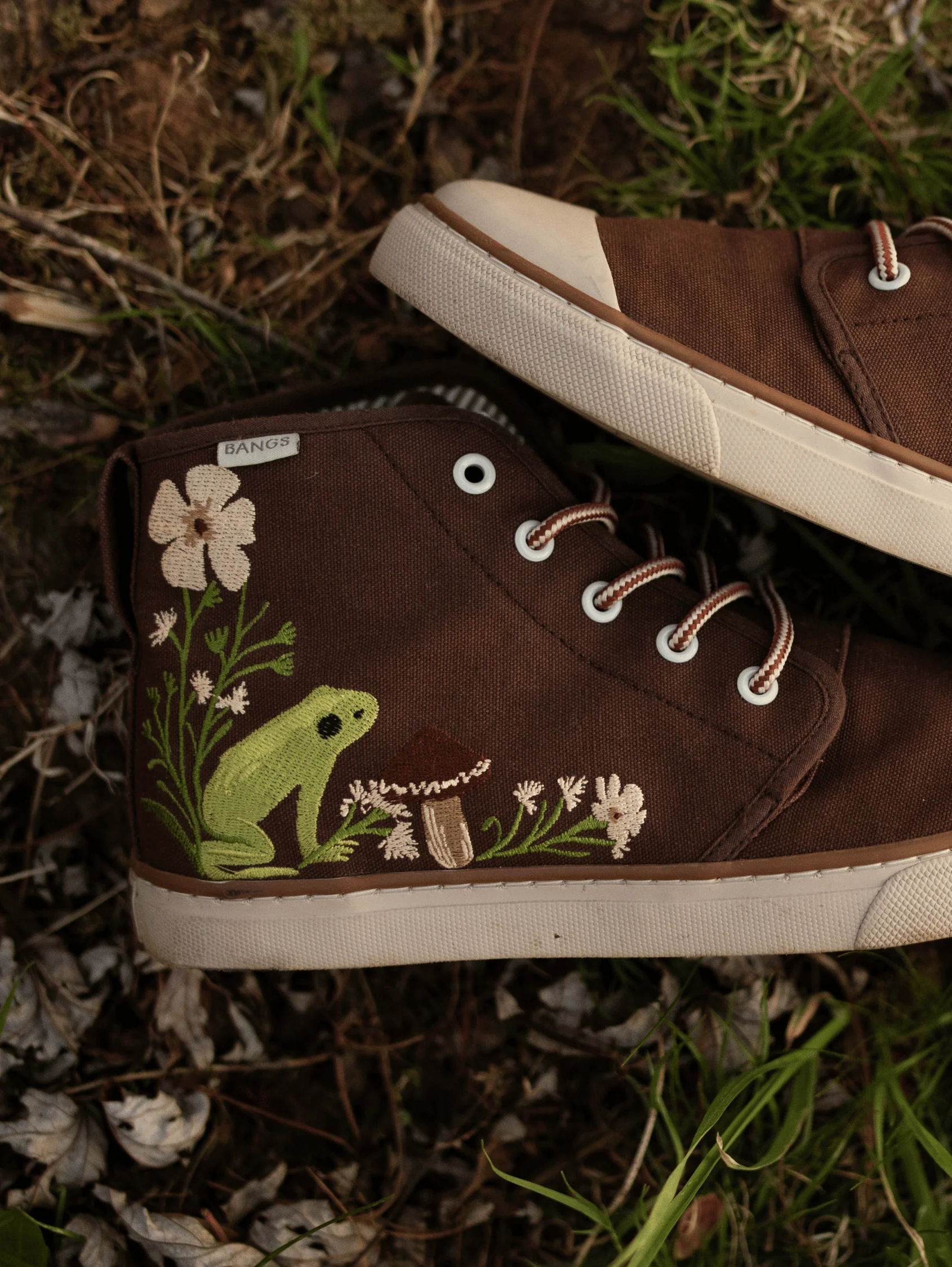 Foraging Frog High Top - Image 2