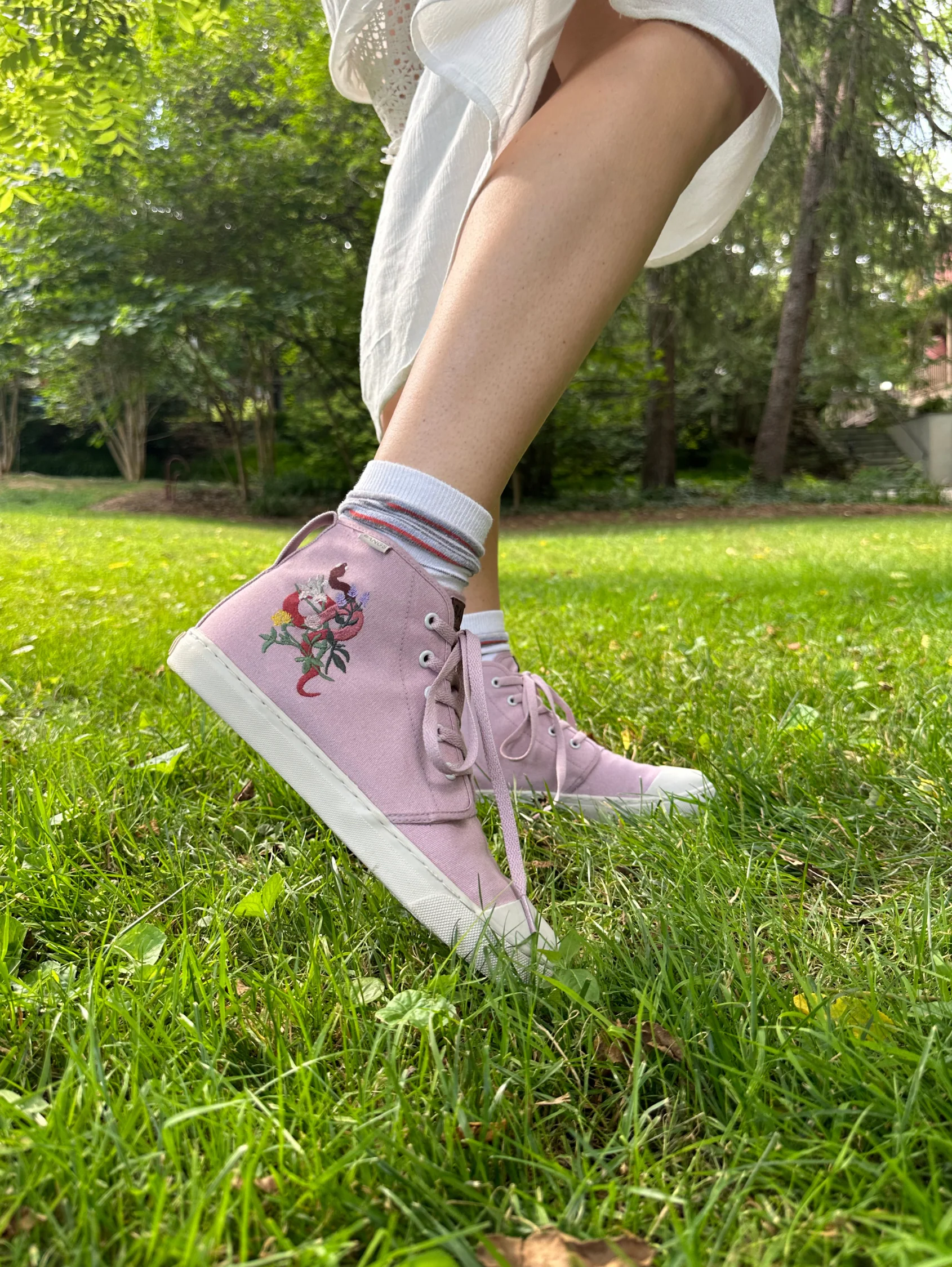 Garden Charmer High Top - Image 3