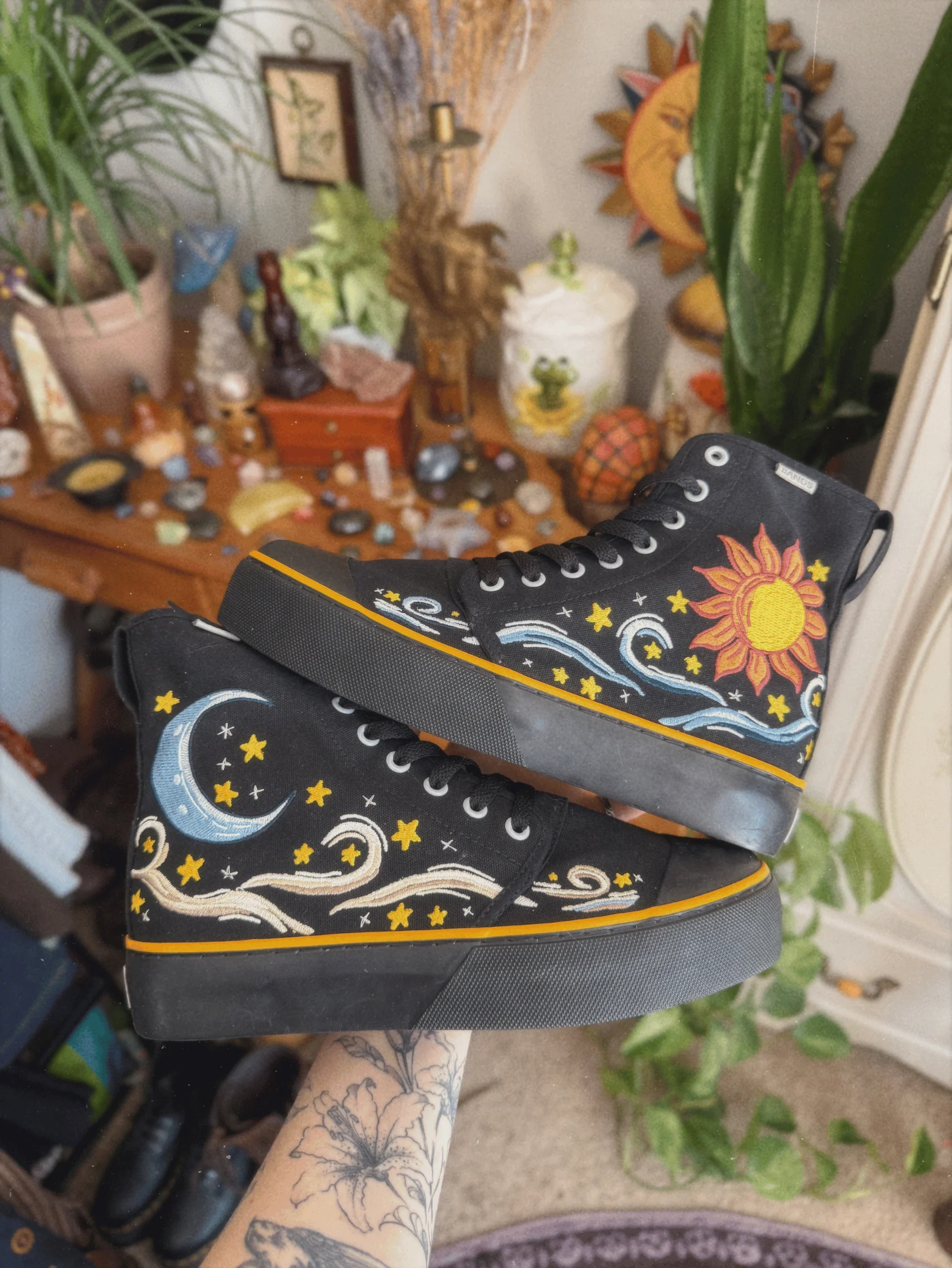 Onyx Dawn to Dusk Platform High Top - Image 6