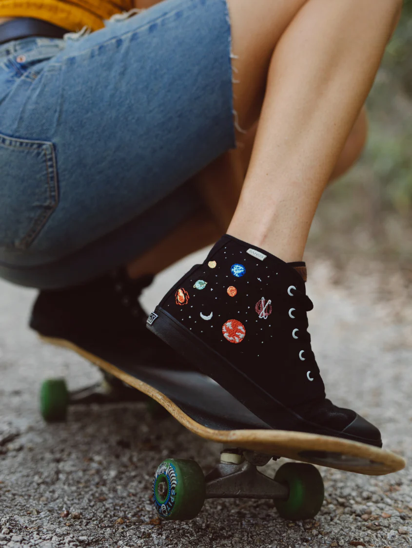 Universe High Top - Image 17